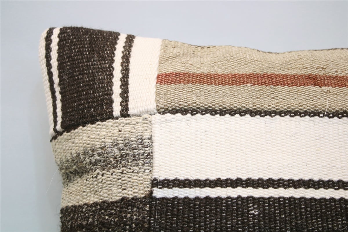 16x16 feet (40x40 cm) Kilim Pillow