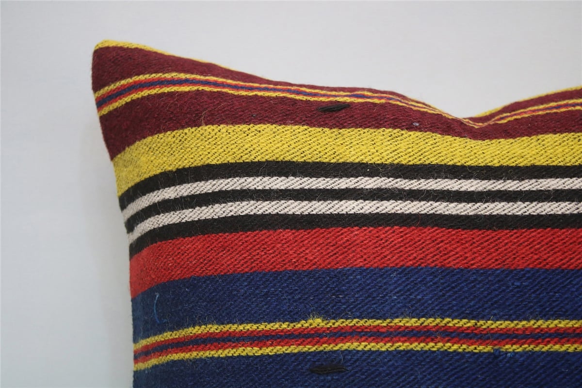 16x16 feet (40x40 cm) Kilim Pillow