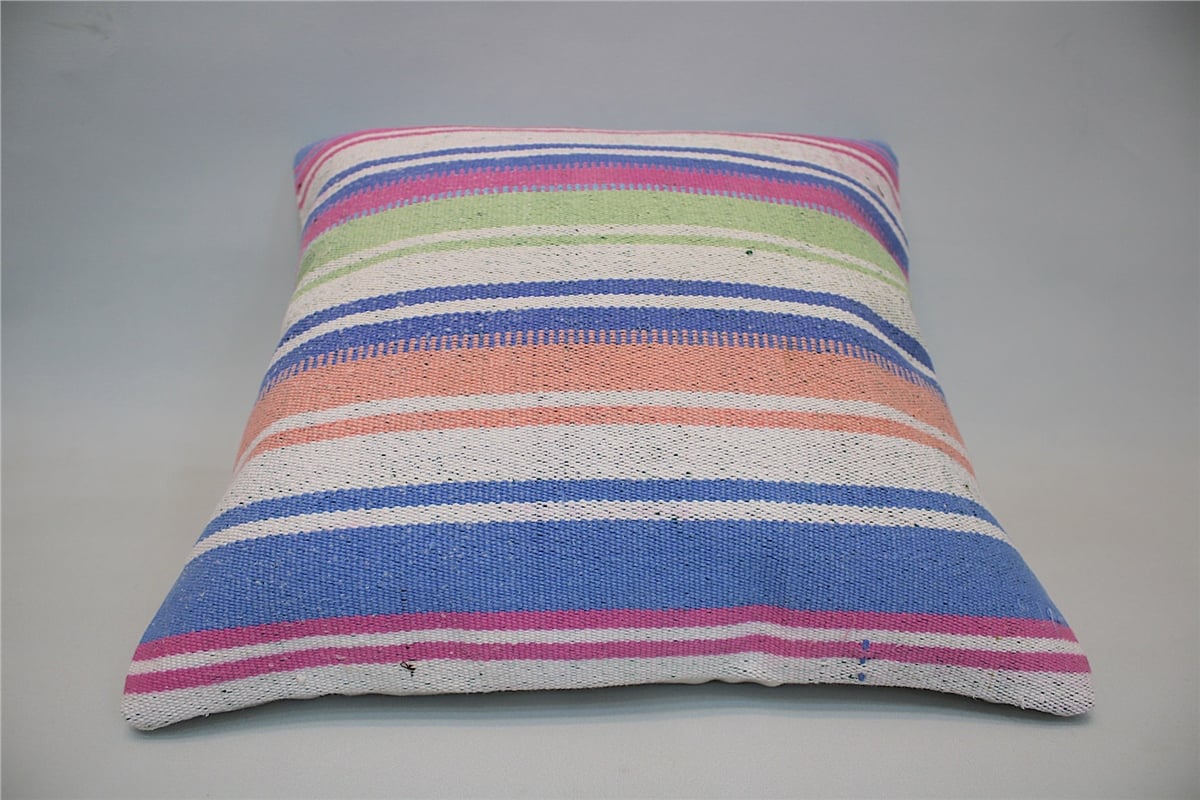 16x16 feet (40x40 cm) Kilim Pillow