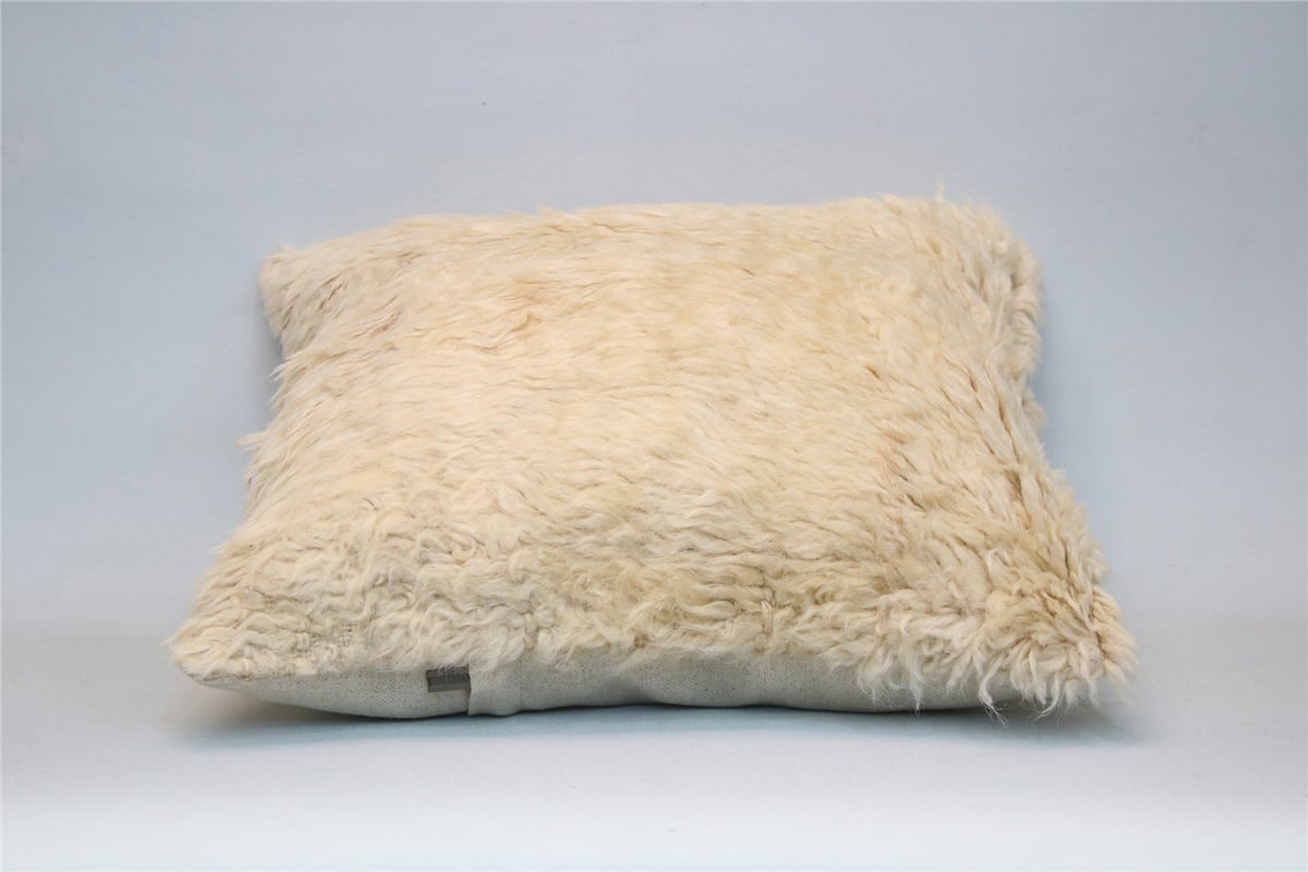 16x16 feet (40x40 cm) Kilim Pillow