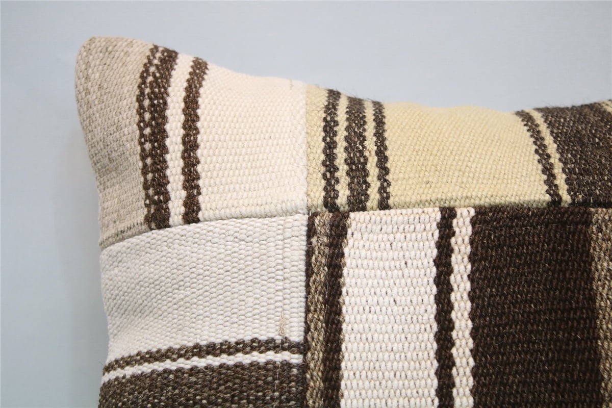 16x16 feet (40x40 cm) Kilim Pillow