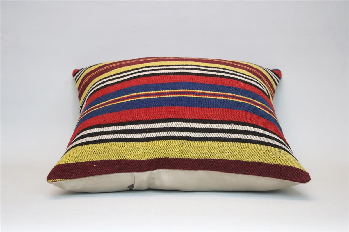 16x16 feet (40x40 cm) Kilim Pillow