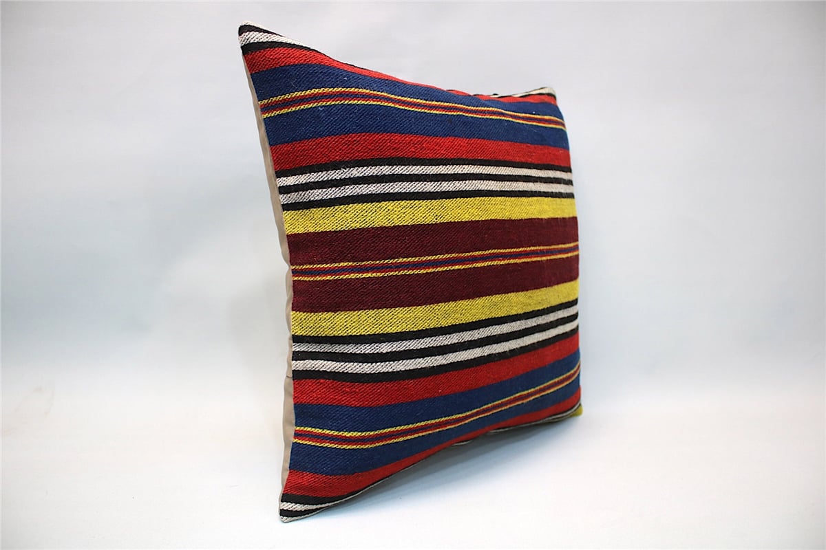 16x16 feet (40x40 cm) Kilim Pillow