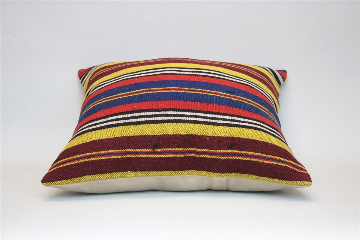 16x16 feet (40x40 cm) Kilim Pillow