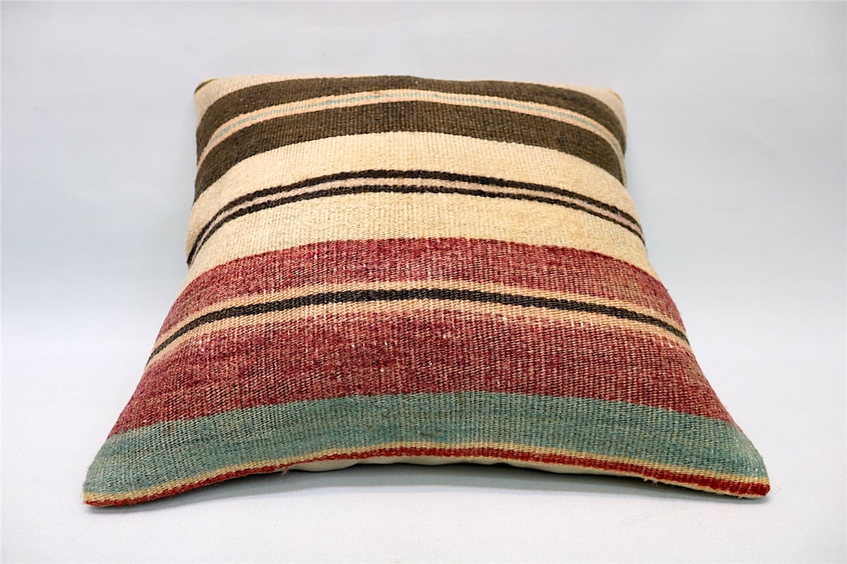 16x16 feet (40x40 cm) Kilim Pillow