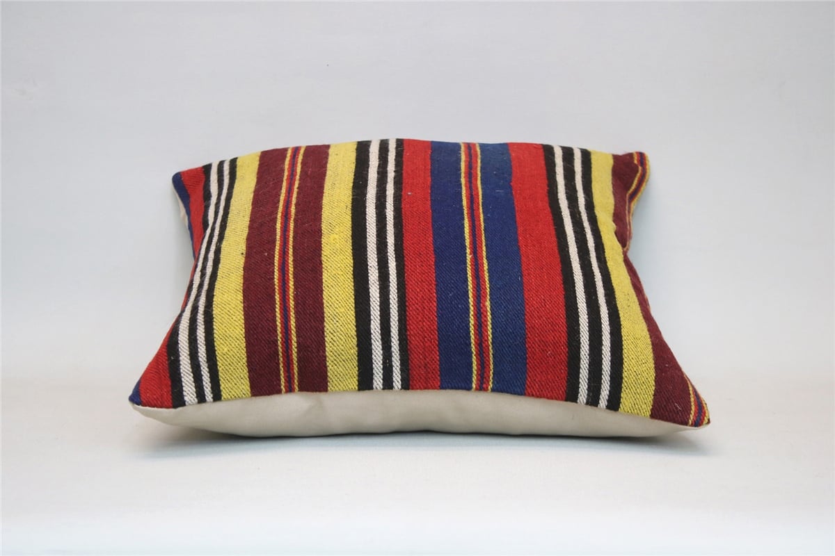16x16 feet (40x40 cm) Kilim Pillow