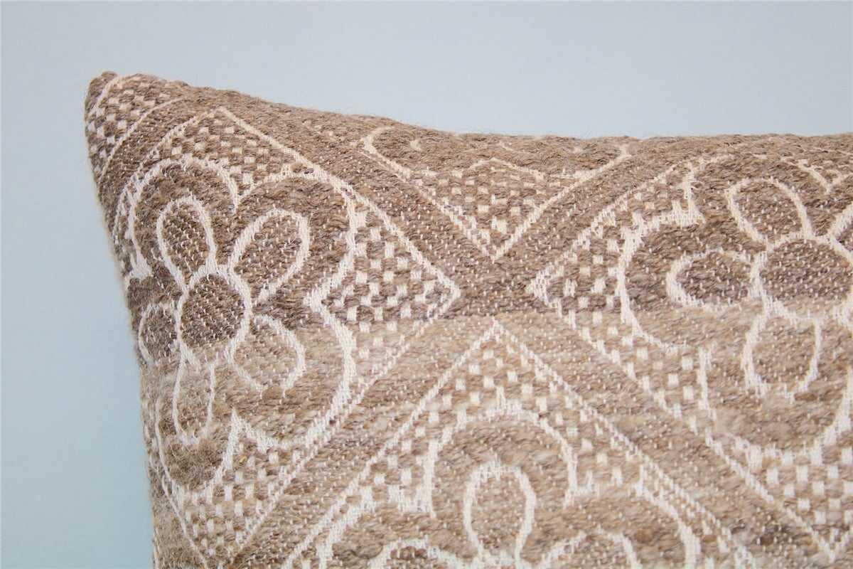 16x16 feet (40x40 cm) Kilim Pillow