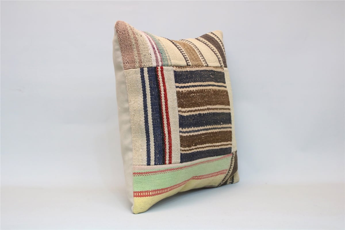 16x16 feet (40x40 cm) Kilim Pillow