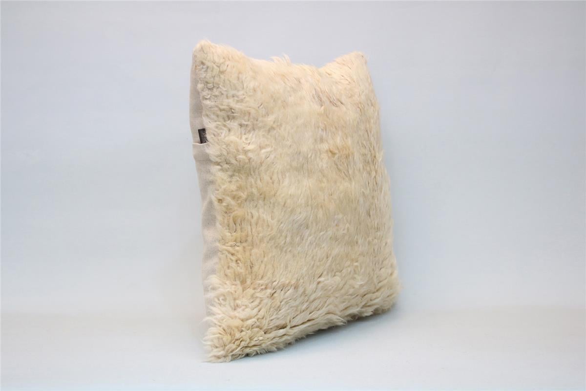 16x16 feet (40x40 cm) Kilim Pillow