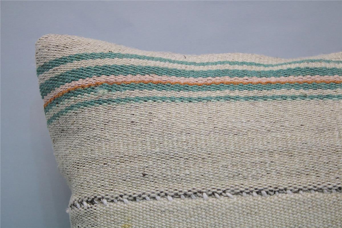 16x16 feet (40x40 cm) Kilim Pillow