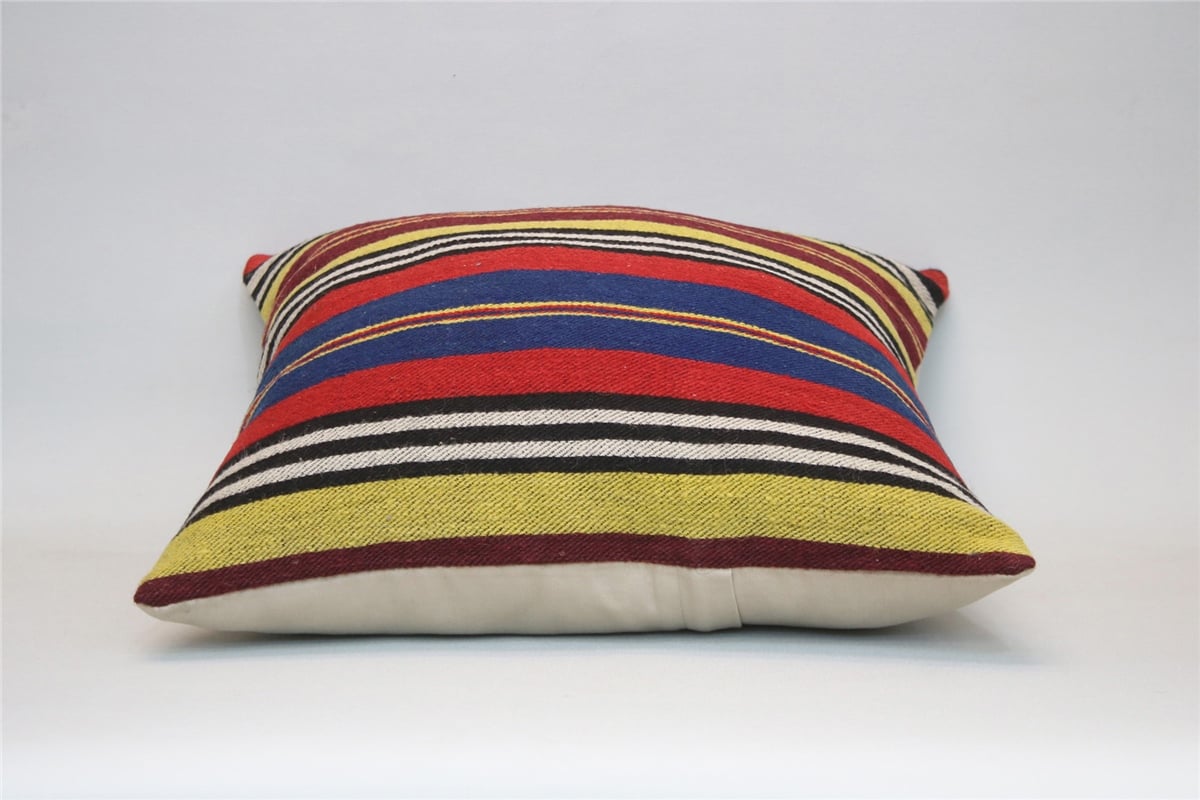 16x16 feet (40x40 cm) Kilim Pillow