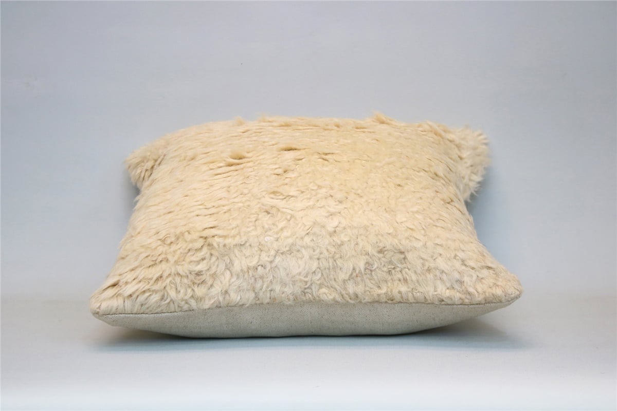 16x16 feet (40x40 cm) Kilim Pillow