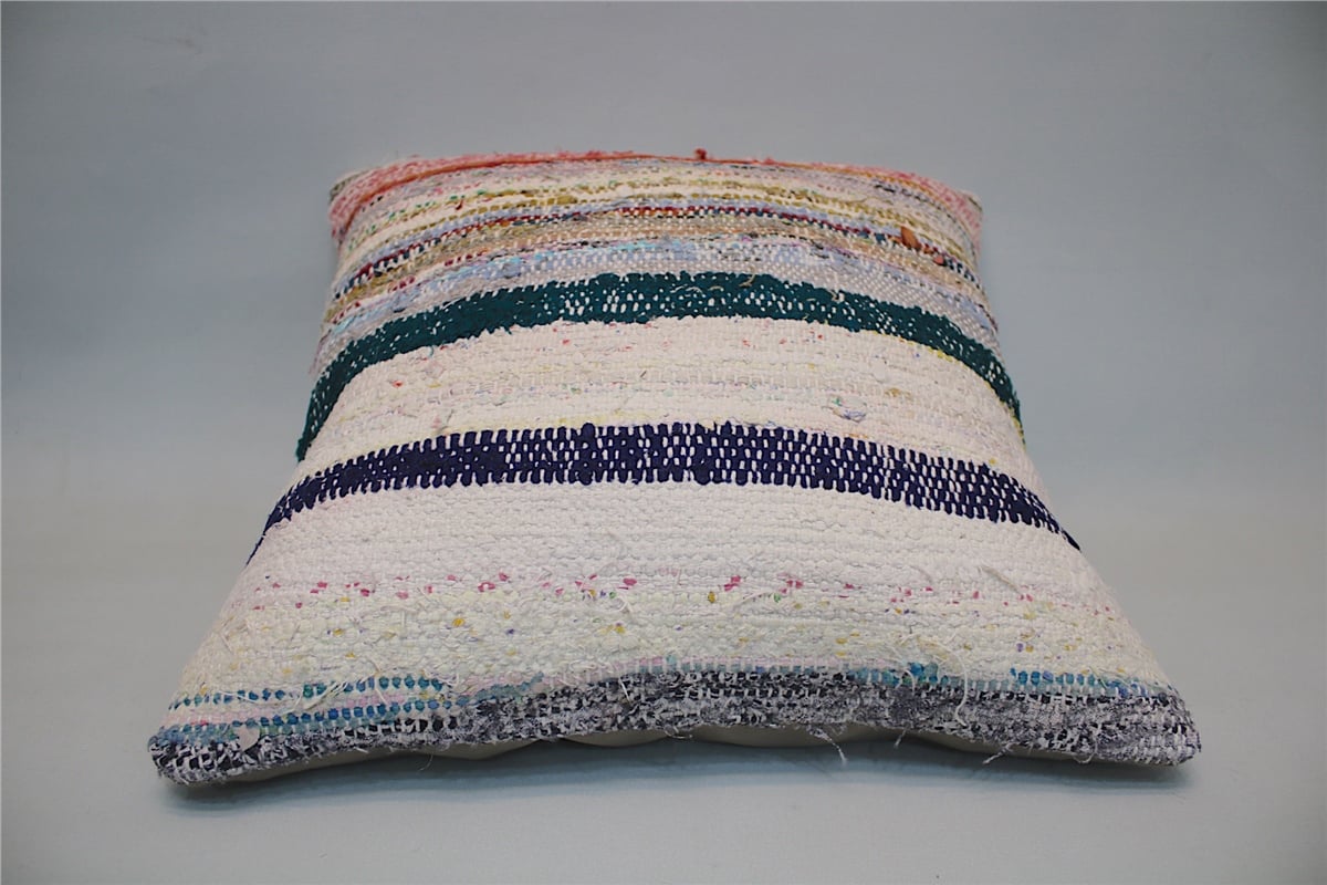 16x16 feet (40x40 cm) Kilim Pillow