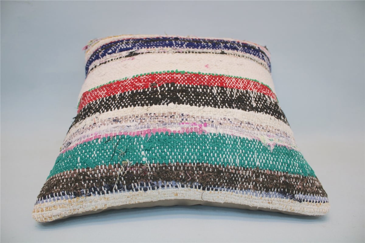 16x16 feet (40x40 cm) Kilim Pillow