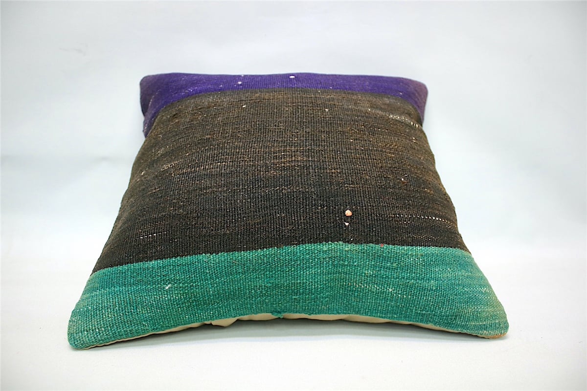 16x16 feet (40x40 cm) Kilim Pillow