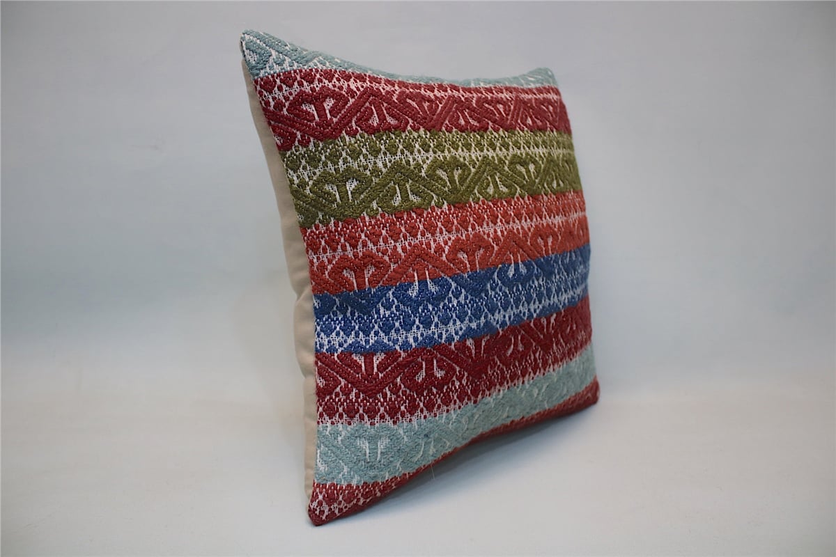 16x16 feet (40x40 cm) Kilim Pillow