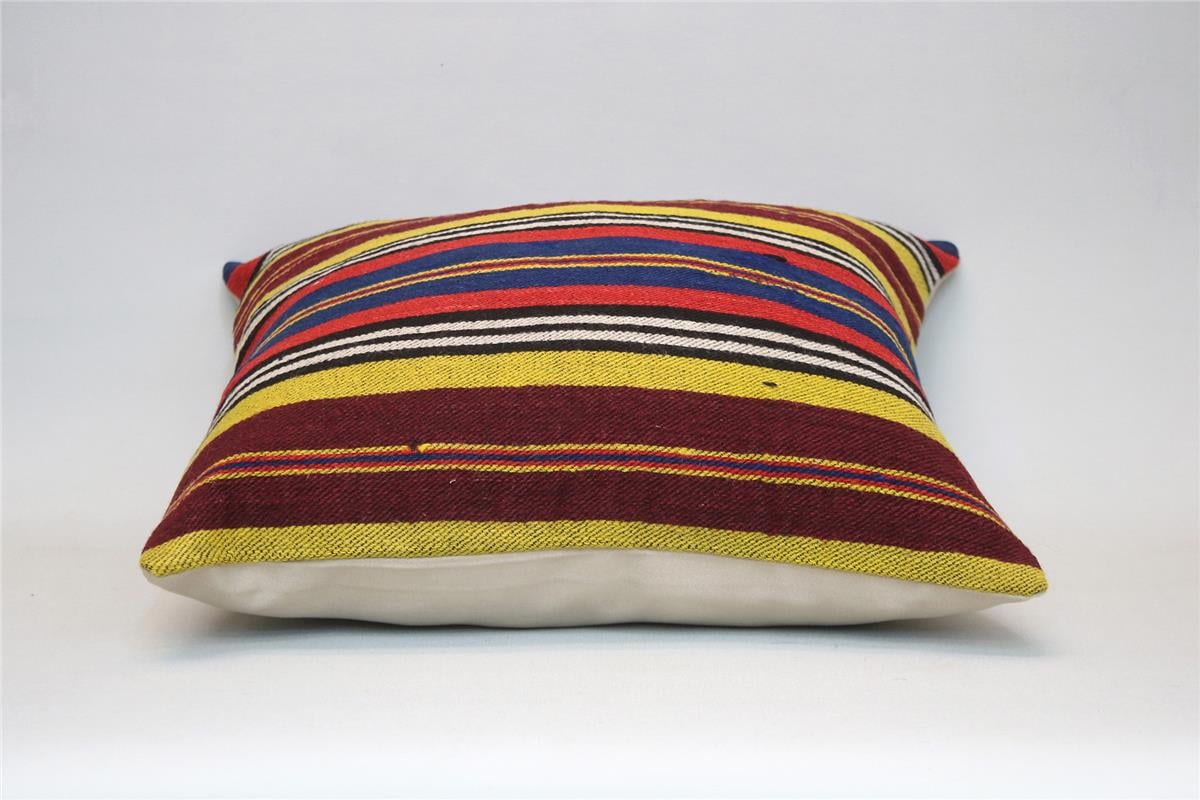 16x16 feet (40x40 cm) Kilim Pillow