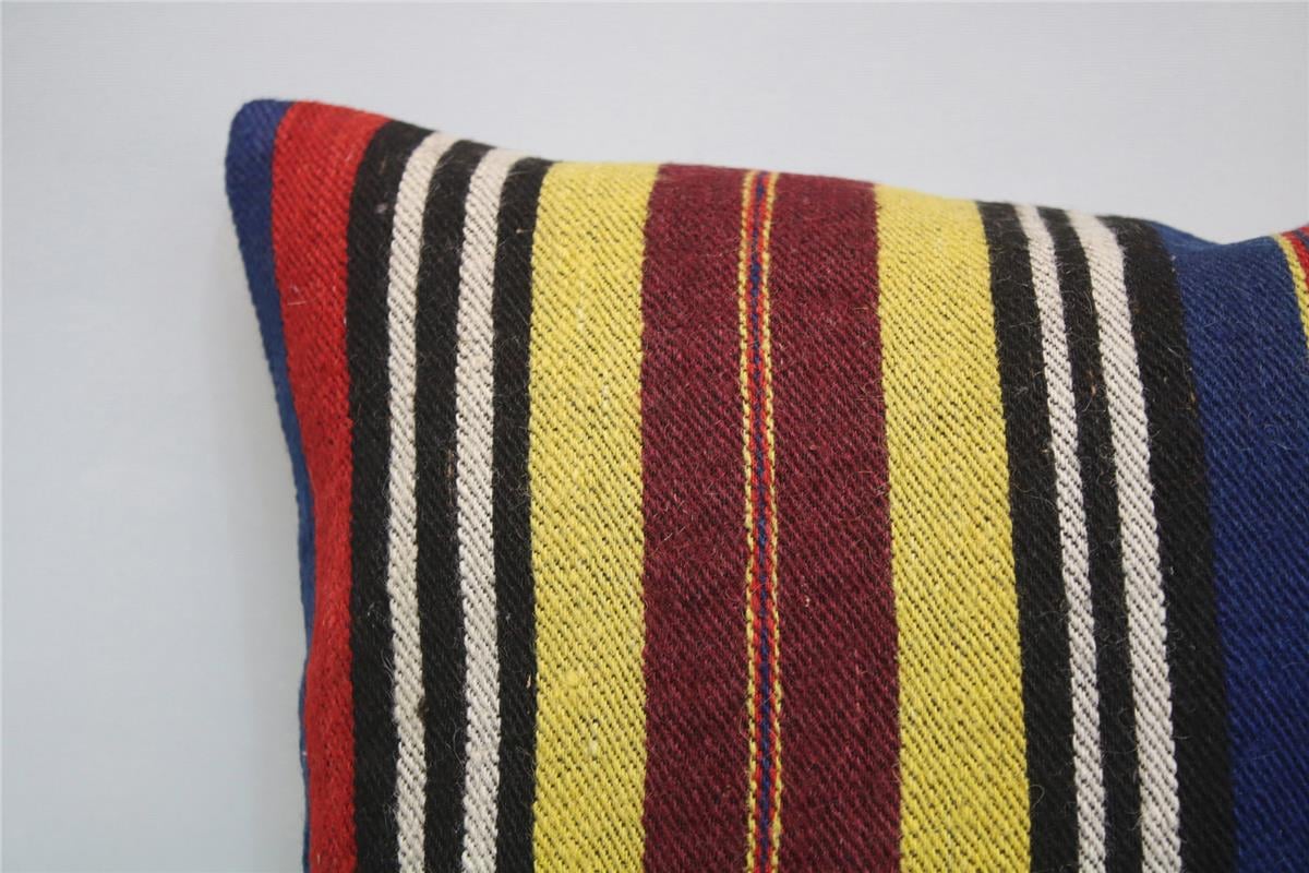 16x16 feet (40x40 cm) Kilim Pillow