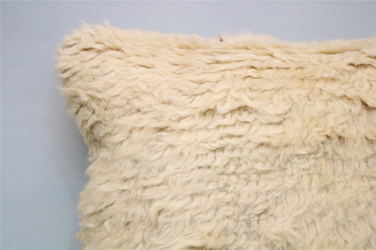 16x16 feet (40x40 cm) Kilim Pillow