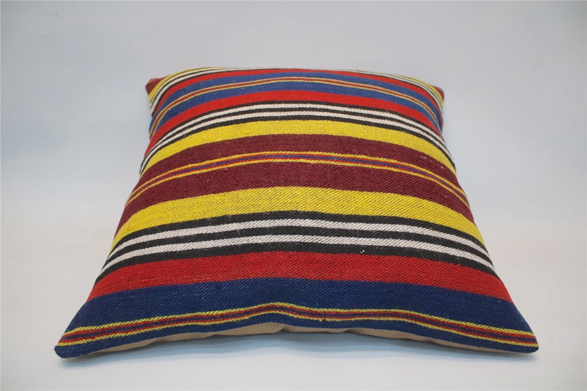 16x16 feet (40x40 cm) Kilim Pillow