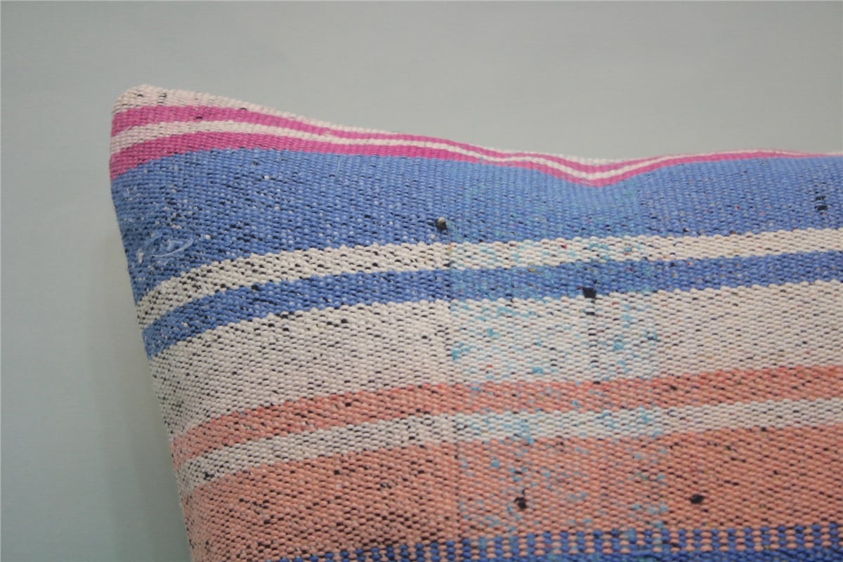 16x16 feet (40x40 cm) Kilim Pillow