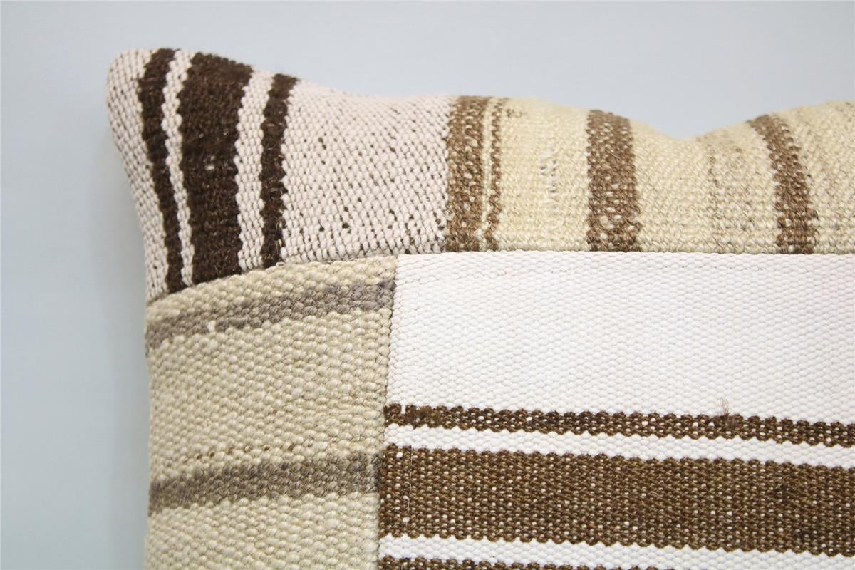 16x16 feet (40x40 cm) Kilim Pillow