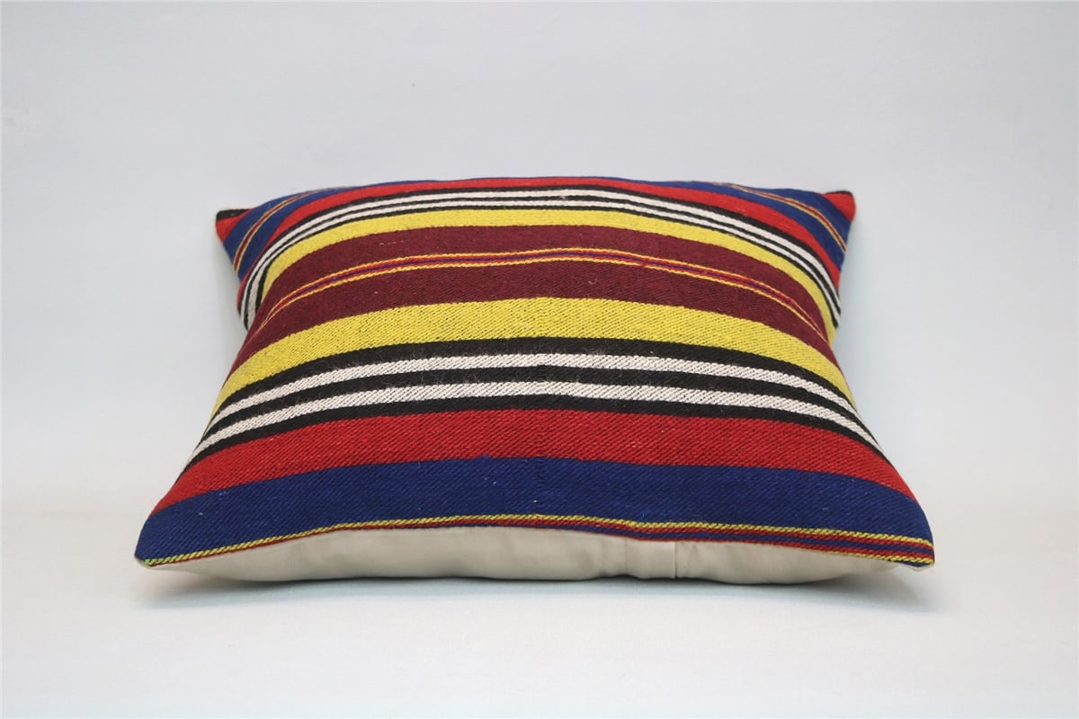 16x16 feet (40x40 cm) Kilim Pillow