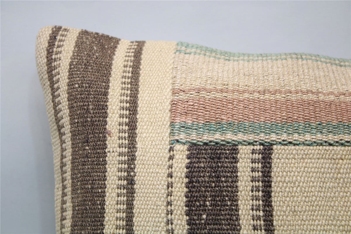 16x16 feet (40x40 cm) Kilim Pillow