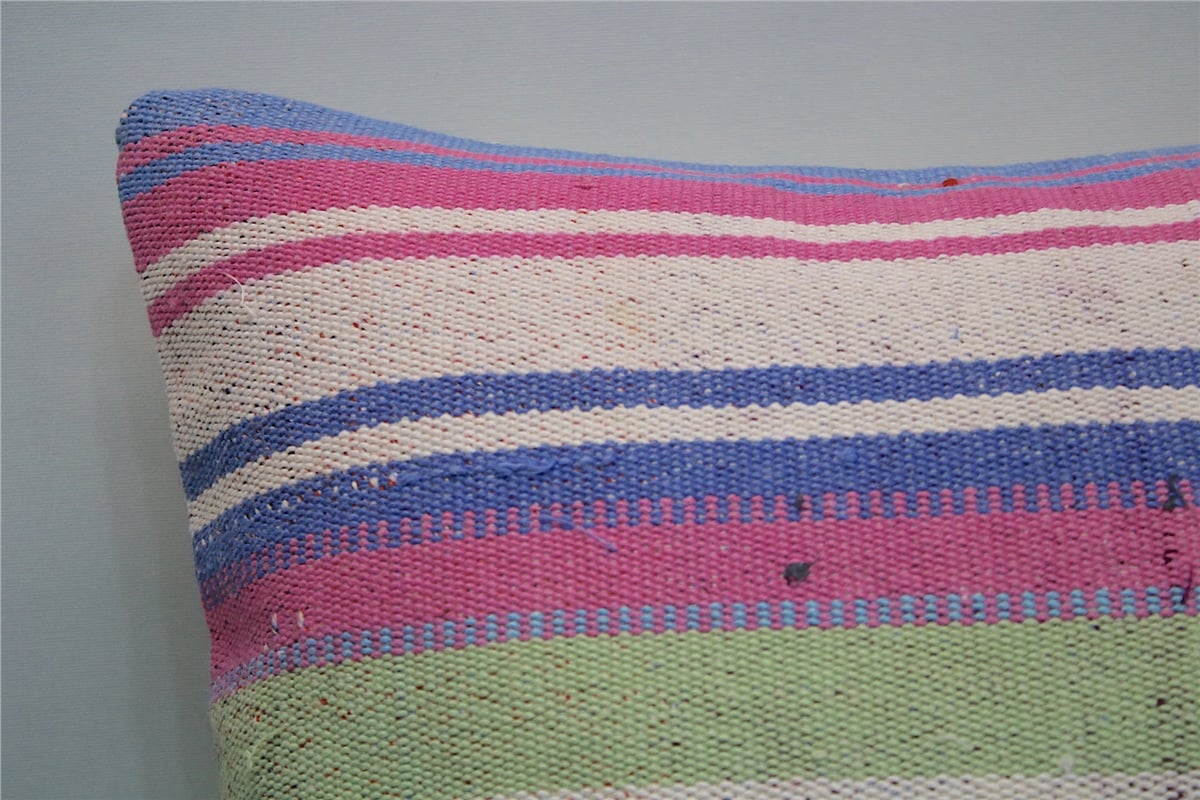 16x16 feet (40x40 cm) Kilim Pillow