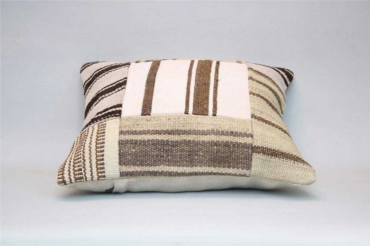 16x16 feet (40x40 cm) Kilim Pillow