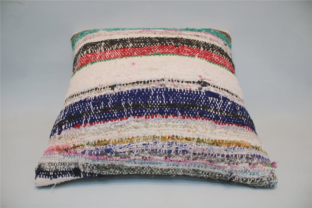 16x16 feet (40x40 cm) Kilim Pillow