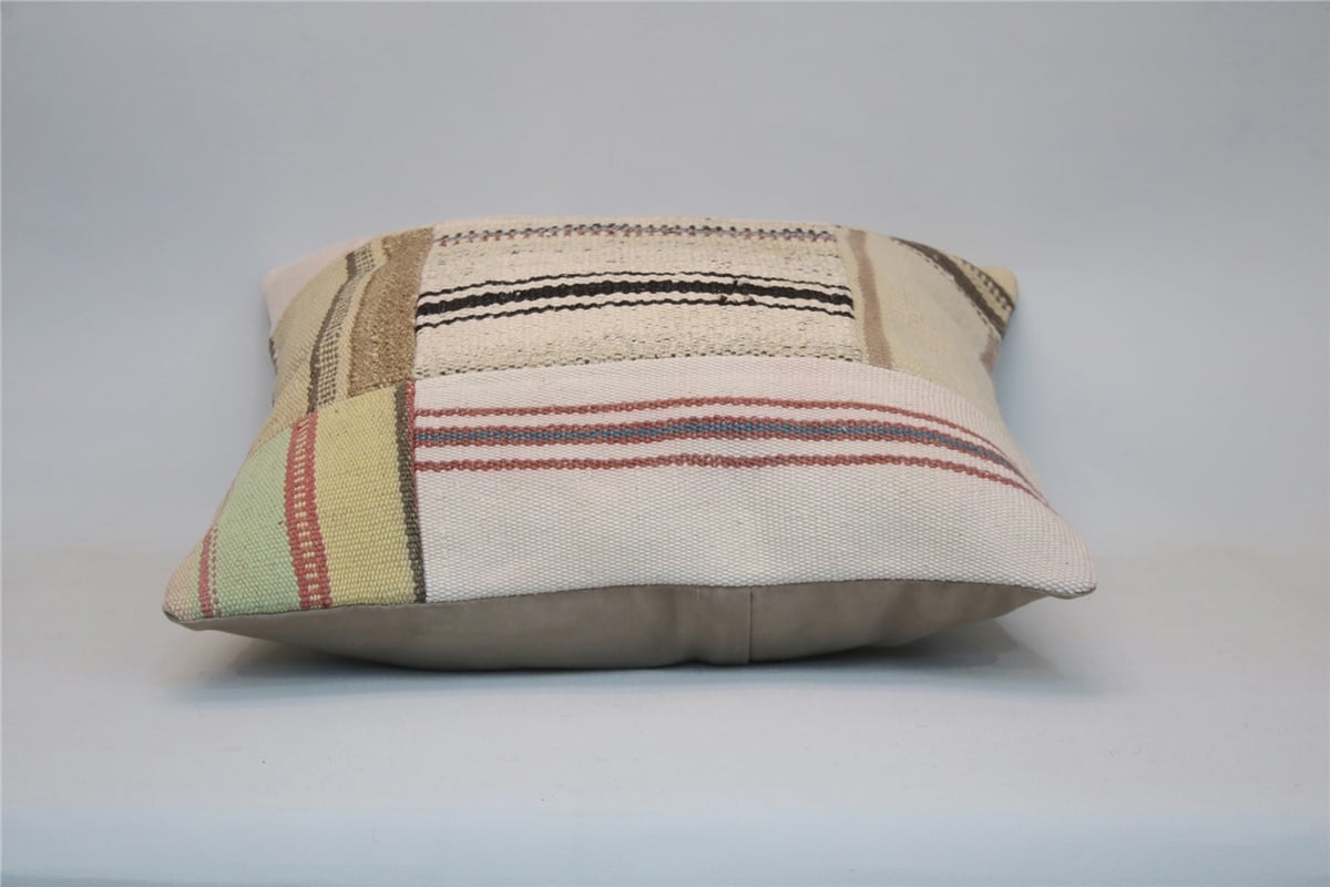 16x16 feet (40x40 cm) Kilim Pillow