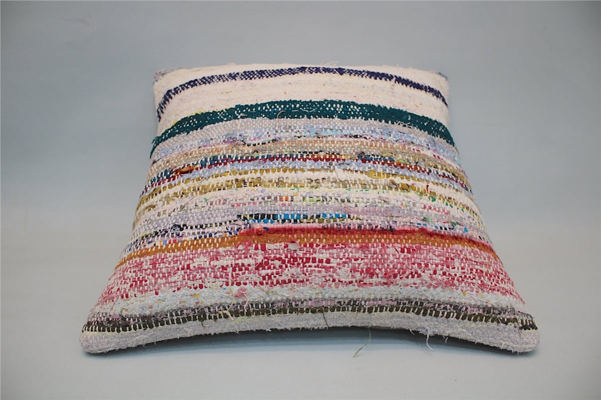 16x16 feet (40x40 cm) Kilim Pillow