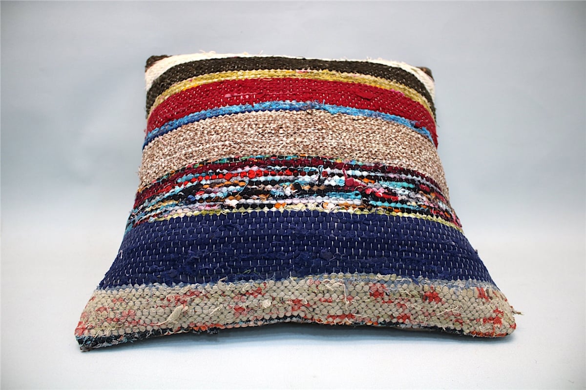 16x16 feet (40x40 cm) Kilim Pillow