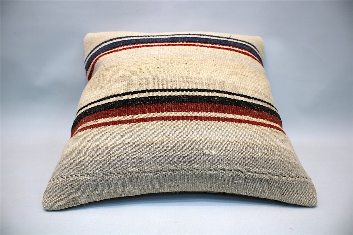 16x16 feet (40x40 cm) Kilim Pillow