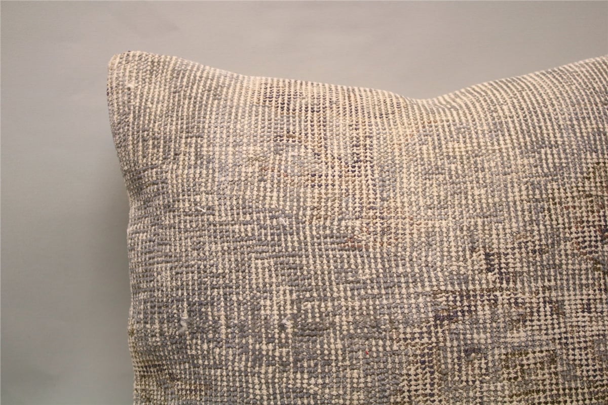 16x16 feet (40x40 cm) Kilim Pillow