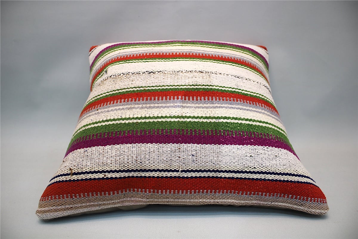 16x16 feet (40x40 cm) Kilim Pillow