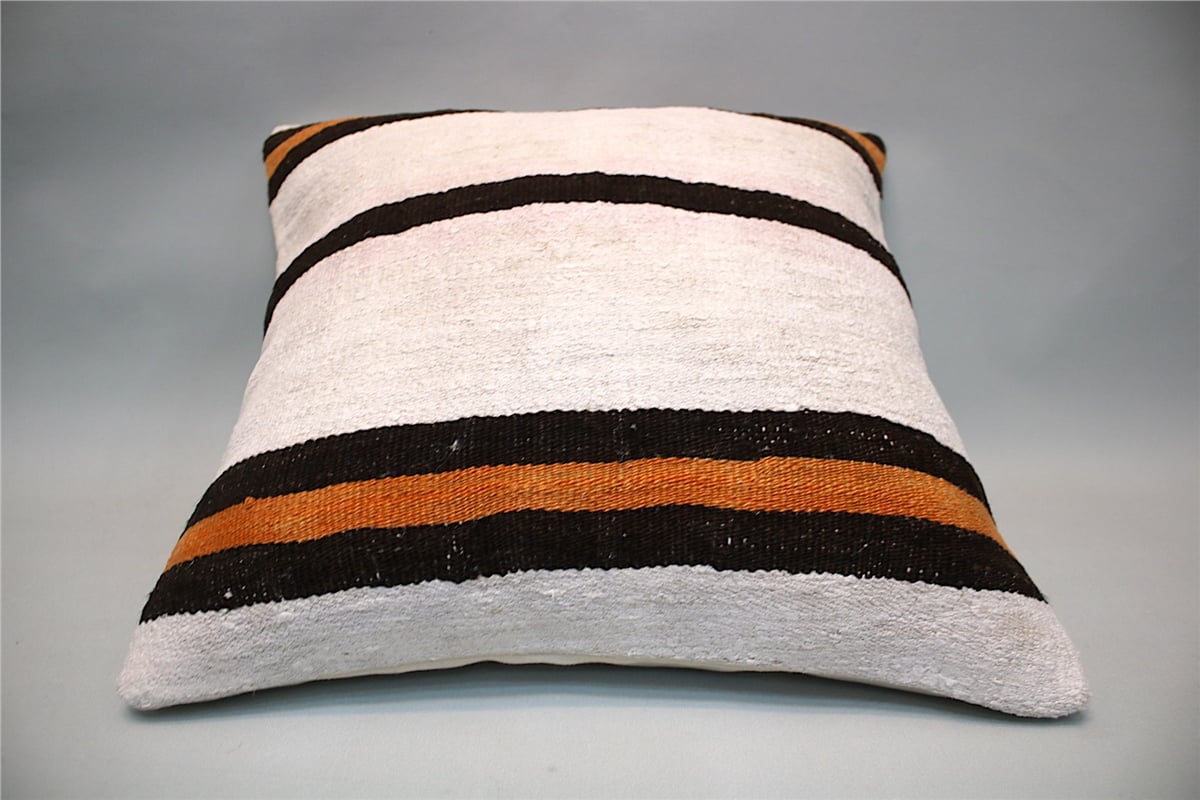 16x16 feet (40x40 cm) Kilim Pillow