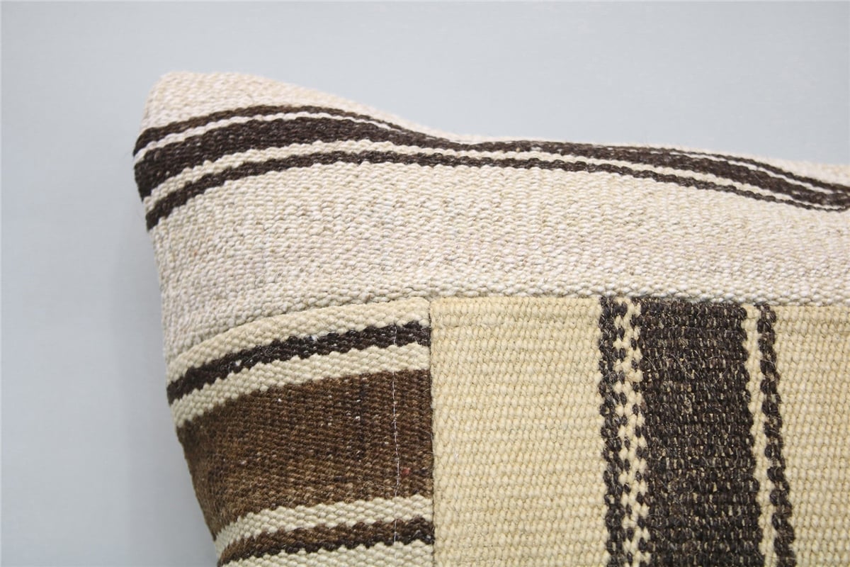 16x16 feet (40x40 cm) Kilim Pillow