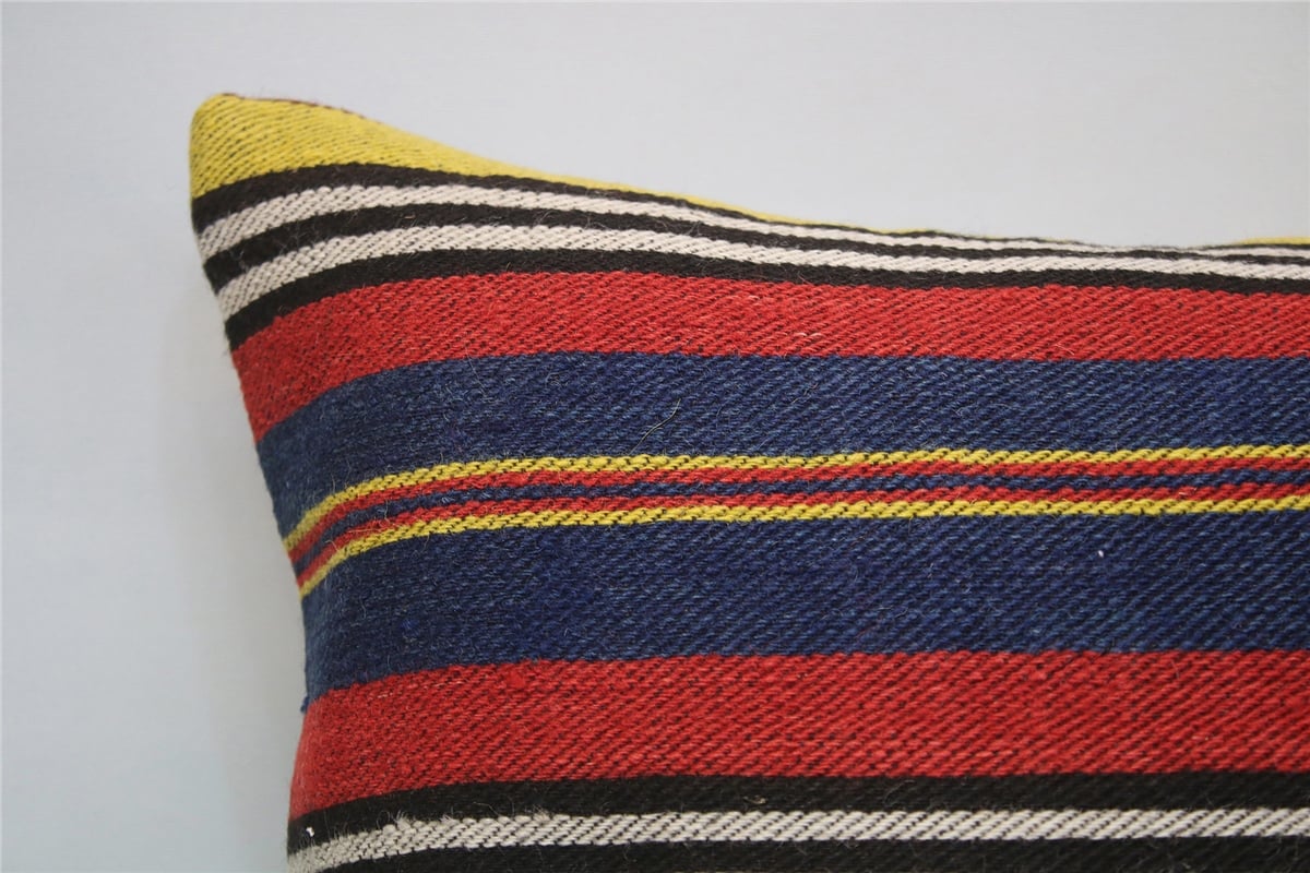 16x16 feet (40x40 cm) Kilim Pillow