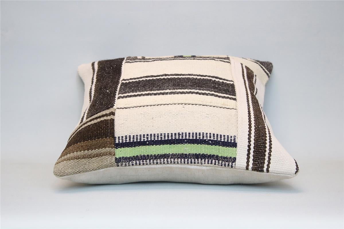 16x16 feet (40x40 cm) Kilim Pillow