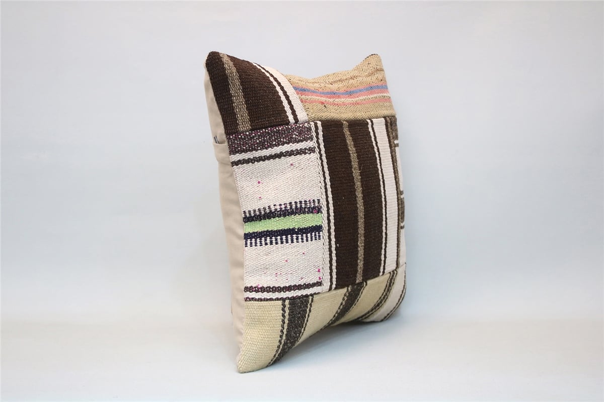 16x16 feet (40x40 cm) Kilim Pillow