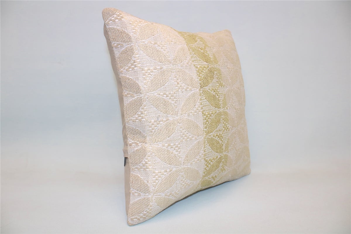 16x16 feet (40x40 cm) Kilim Pillow