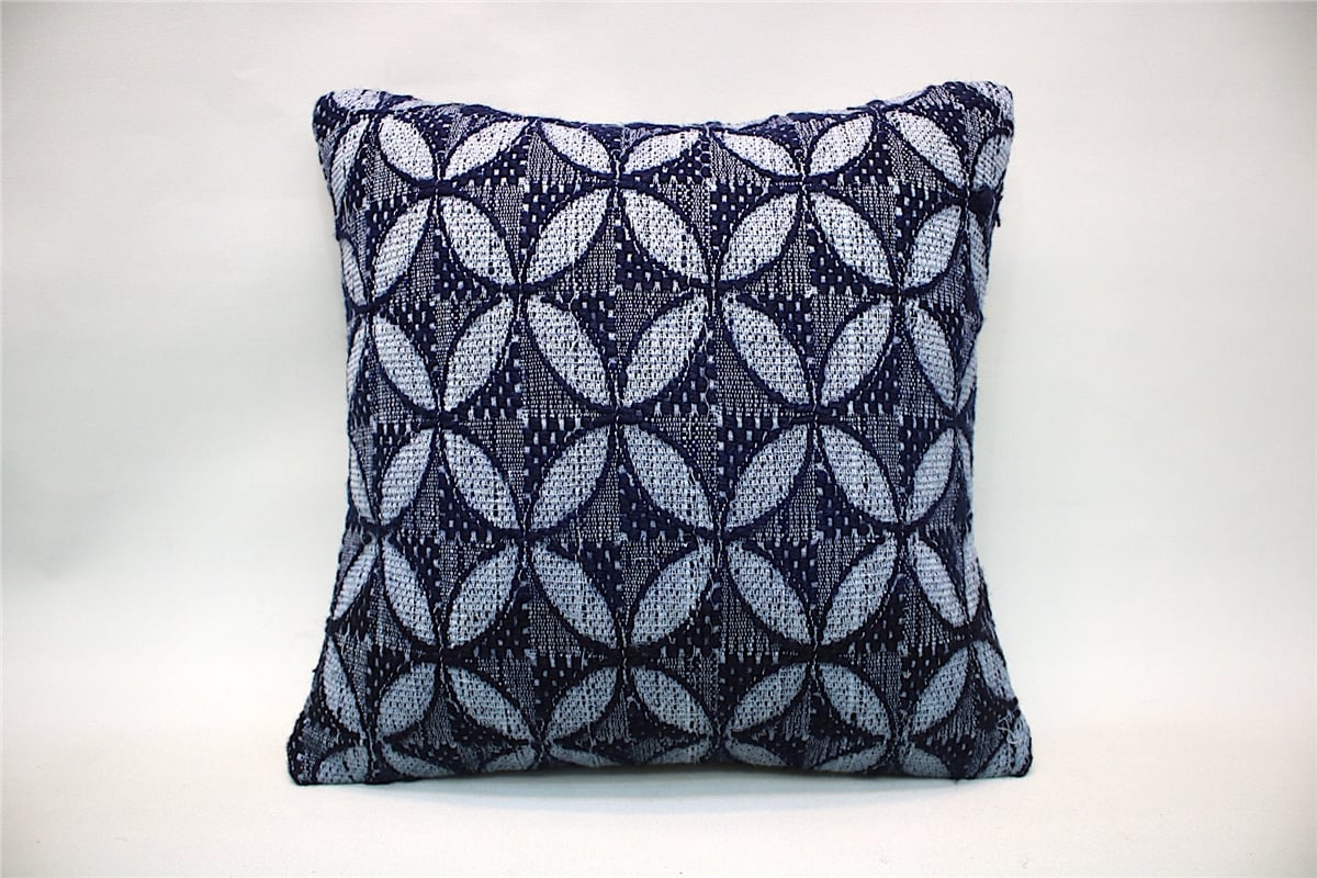 16x16 feet (40x40 cm) Kilim Pillow