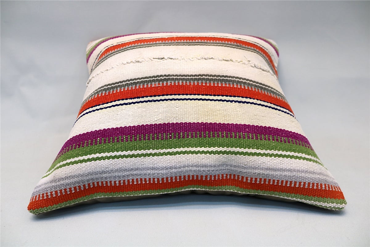 16x16 feet (40x40 cm) Kilim Pillow