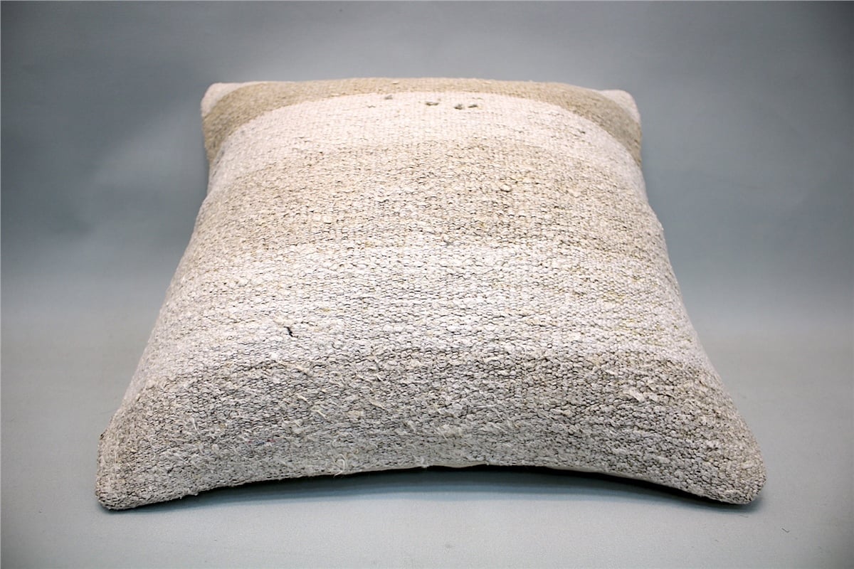 16x16 feet (40x40 cm) Kilim Pillow