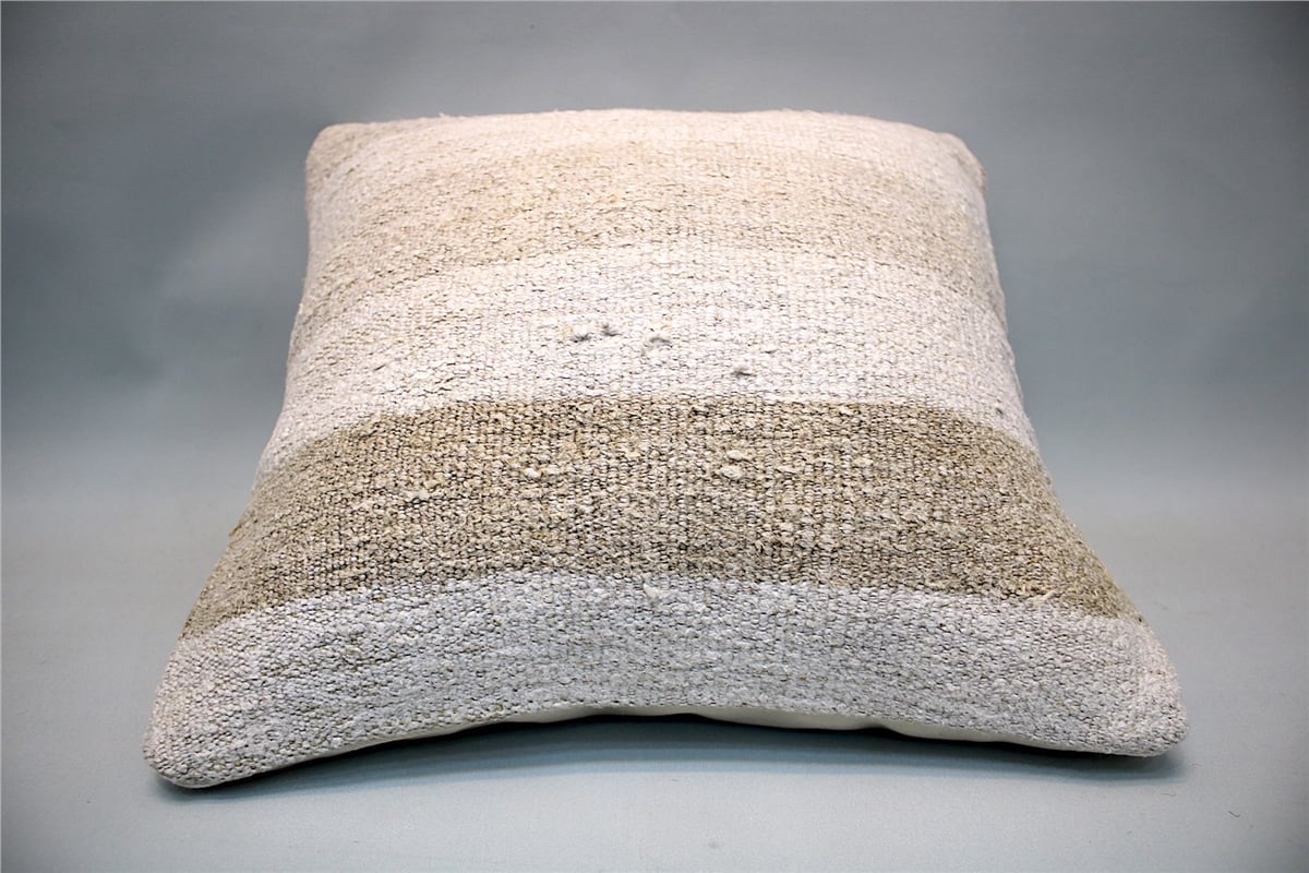 16x16 feet (40x40 cm) Kilim Pillow