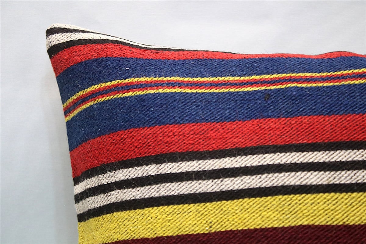 16x16 feet (40x40 cm) Kilim Pillow