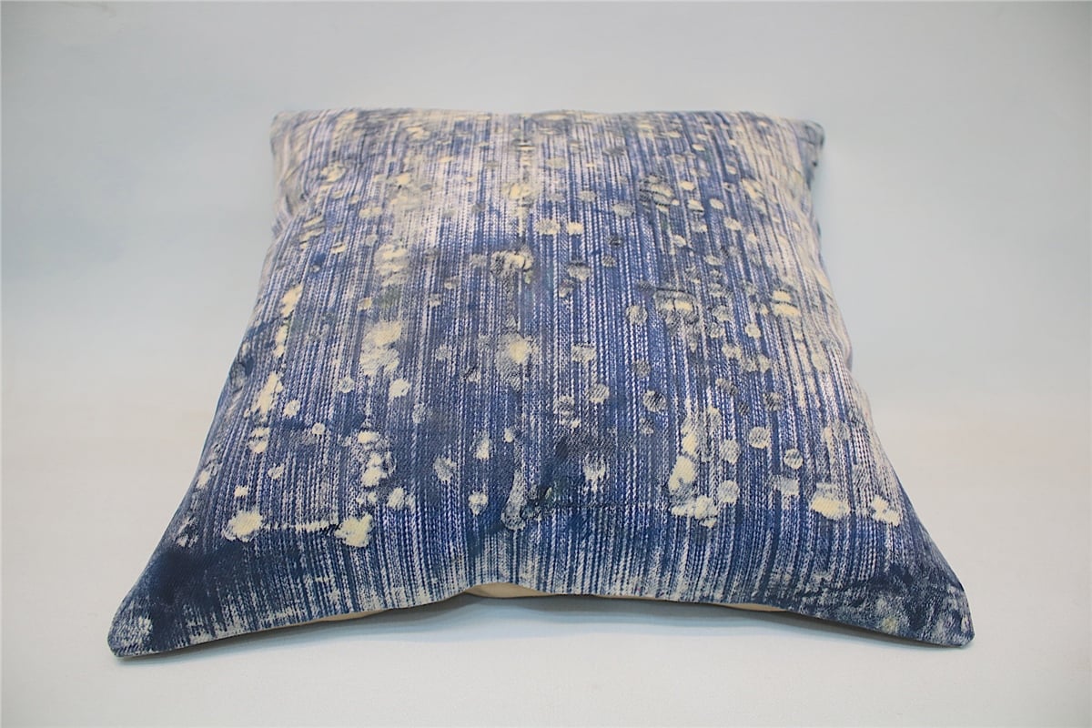 16x16 feet (40x40 cm) Kilim Pillow