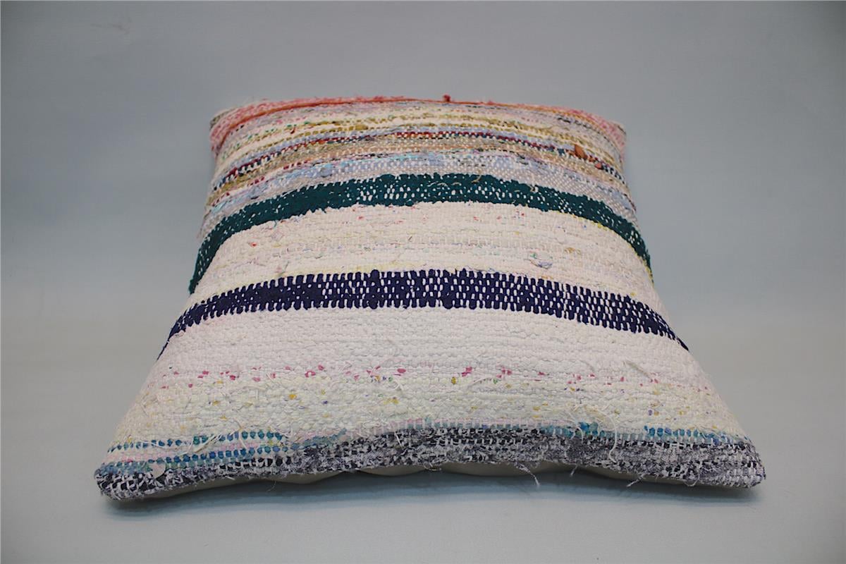 16x16 feet (40x40 cm) Kilim Pillow